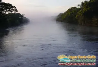 Rio Aporé covered in mist